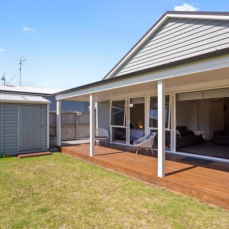 Sky Blue Retreat - Waihi Beach Holiday Home エクステリア 写真